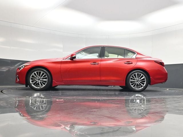 2023 INFINITI Q50 LUXE