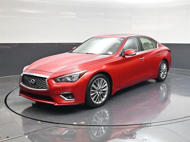 2023 INFINITI Q50 LUXE