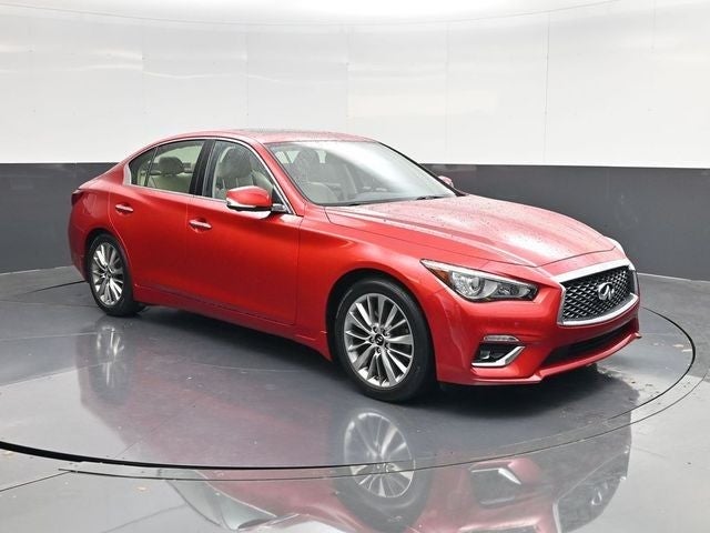 2023 INFINITI Q50 LUXE