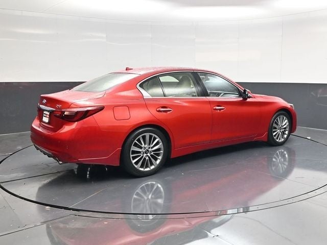 2023 INFINITI Q50 LUXE