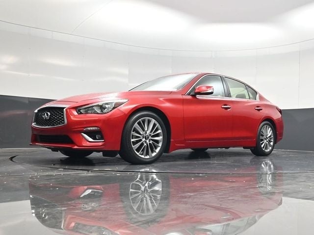 2023 INFINITI Q50 LUXE