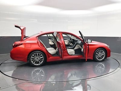 2023 INFINITI Q50 LUXE