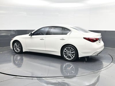 2023 INFINITI Q50 LUXE
