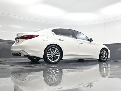 2023 INFINITI Q50 LUXE