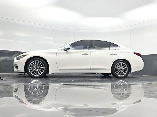 2023 INFINITI Q50 LUXE