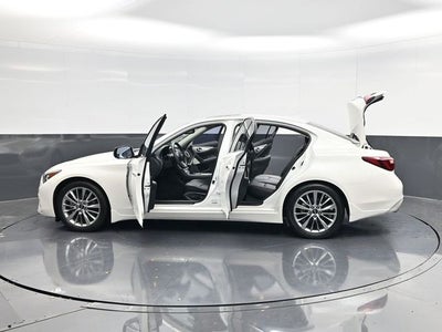 2023 INFINITI Q50 LUXE