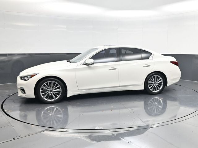 2023 INFINITI Q50 LUXE