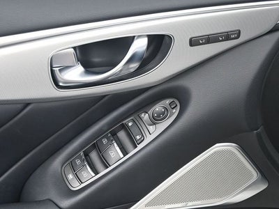 2023 INFINITI Q50 LUXE