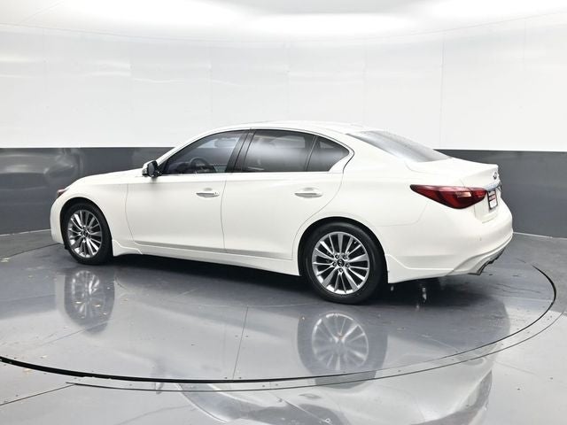 2023 INFINITI Q50 LUXE