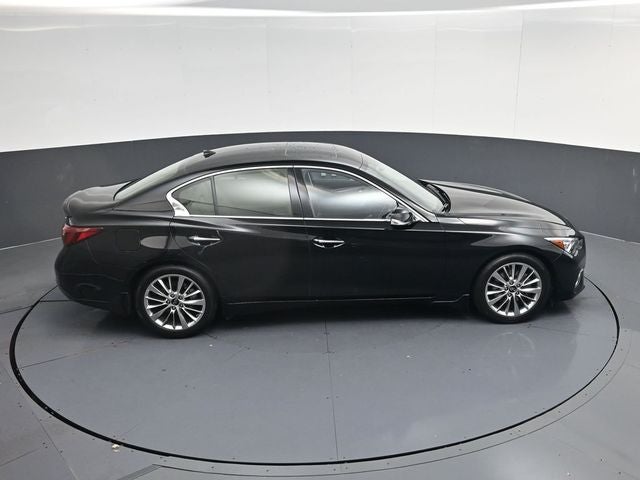 2023 INFINITI Q50 LUXE