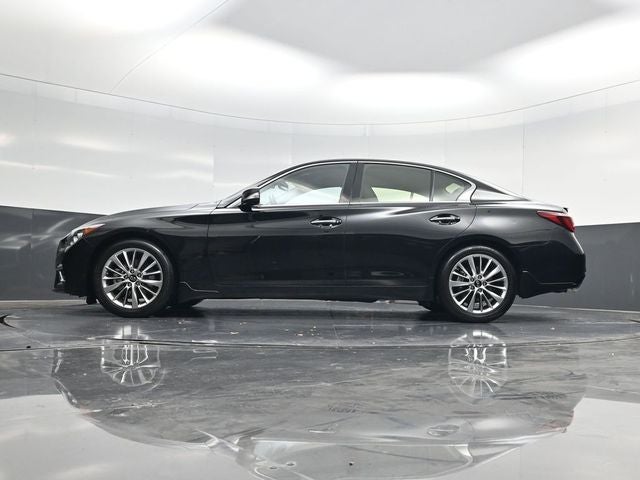 2023 INFINITI Q50 LUXE