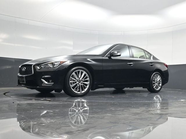 2023 INFINITI Q50 LUXE