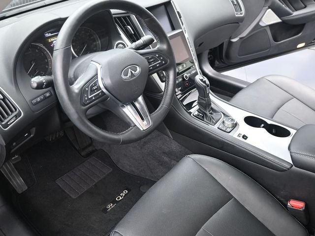 2023 INFINITI Q50 LUXE