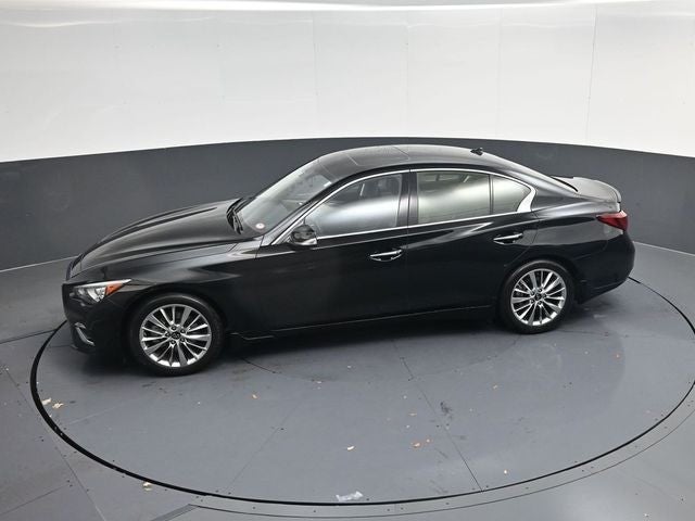 2023 INFINITI Q50 LUXE