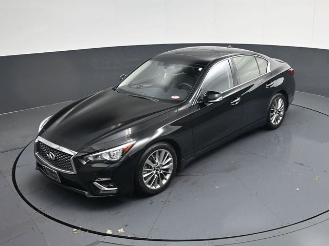 2023 INFINITI Q50 LUXE