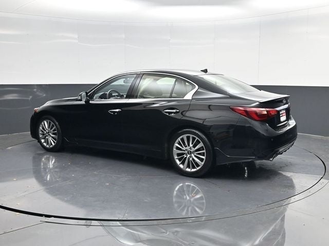 2023 INFINITI Q50 LUXE