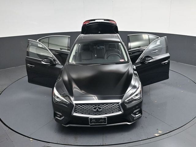 2023 INFINITI Q50 LUXE