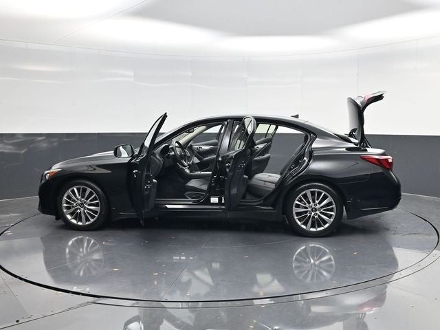 2023 INFINITI Q50 LUXE