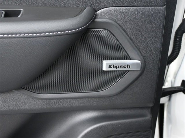 2025 Nissan Armada SL