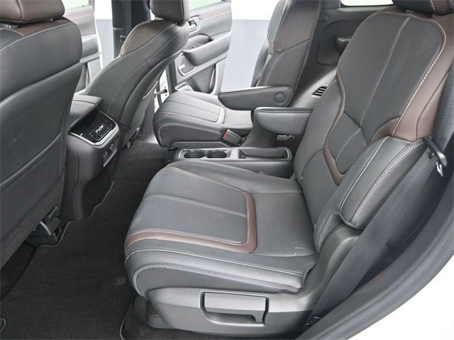 2025 Nissan Armada SL