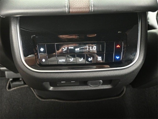 2025 Nissan Armada SL