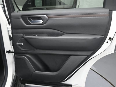 2025 Nissan Armada SL