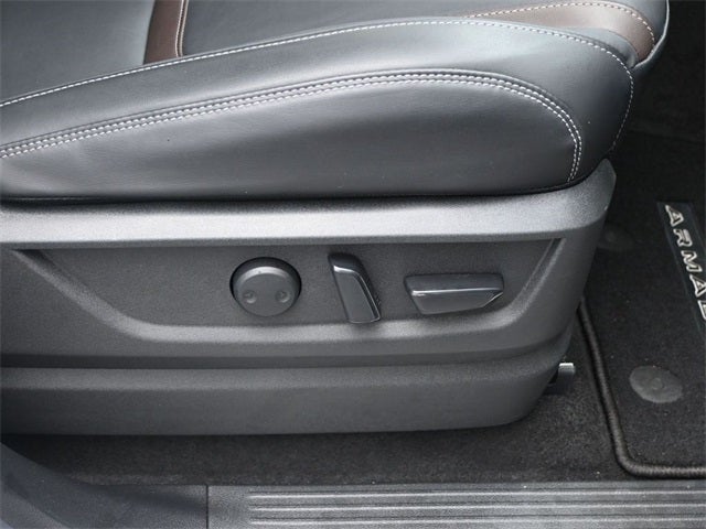 2025 Nissan Armada SL