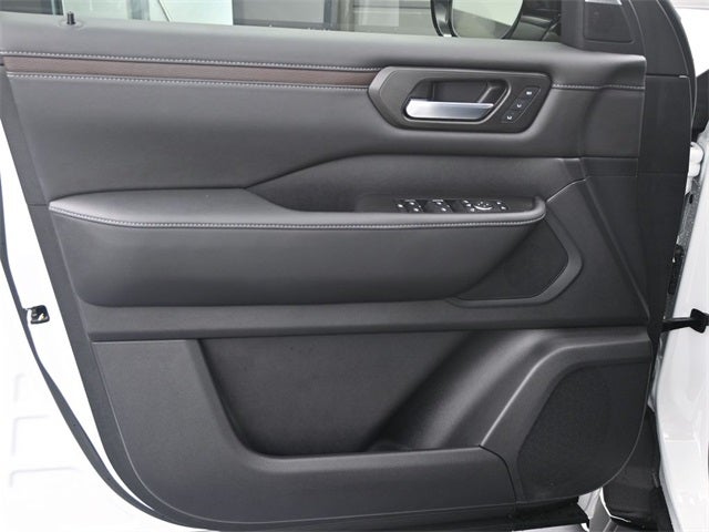 2025 Nissan Armada SL