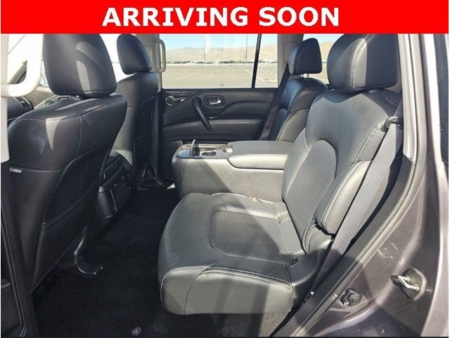 2024 INFINITI QX80 LUXE