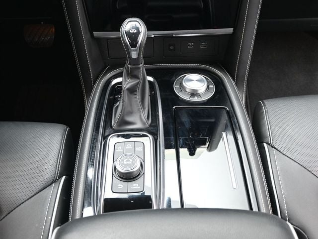 2023 INFINITI QX80 Premium Select