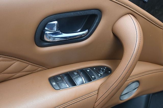 2023 INFINITI QX80 Premium Select