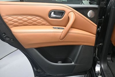 2023 INFINITI QX80 Premium Select