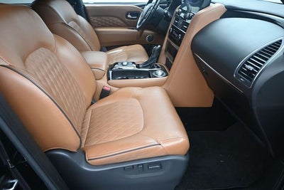 2023 INFINITI QX80 Premium Select