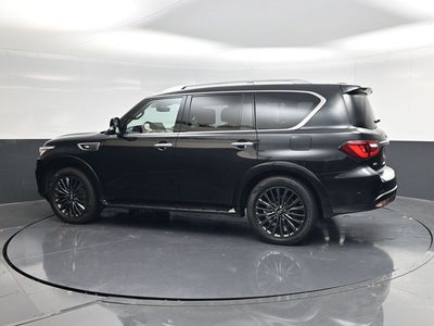 2023 INFINITI QX80 Premium Select