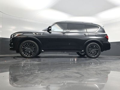 2023 INFINITI QX80 Premium Select