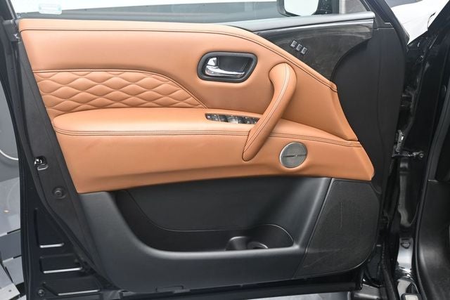 2023 INFINITI QX80 Premium Select