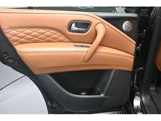 2023 INFINITI QX80 Premium Select