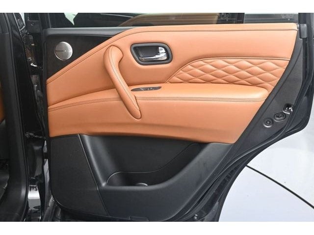 2023 INFINITI QX80 Premium Select