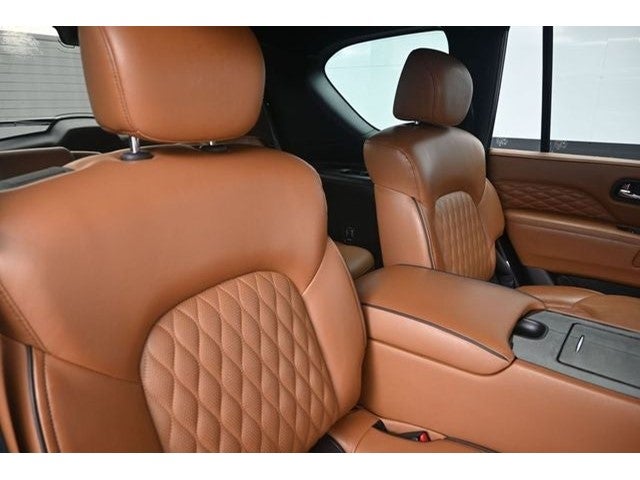 2023 INFINITI QX80 Premium Select