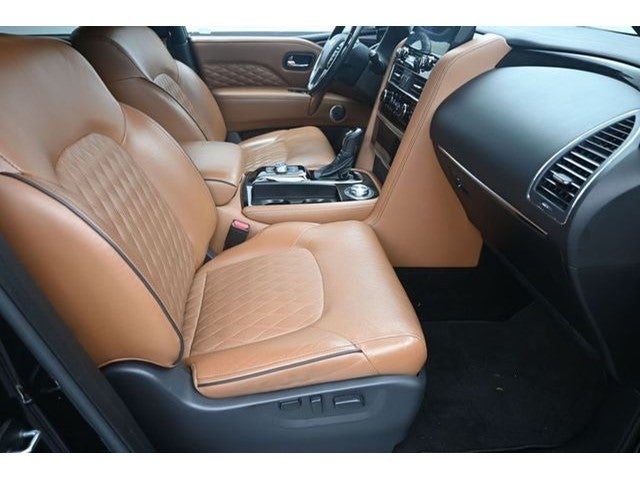 2023 INFINITI QX80 Premium Select