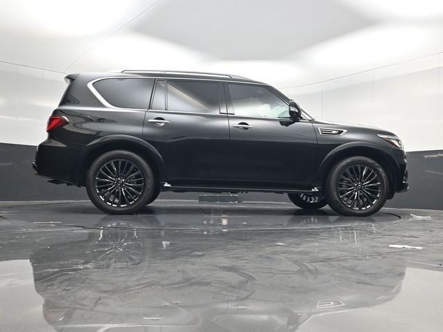 2023 INFINITI QX80 Premium Select