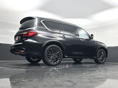 2023 INFINITI QX80 Premium Select