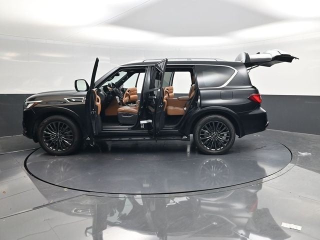 2023 INFINITI QX80 Premium Select