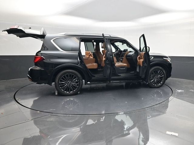 2023 INFINITI QX80 Premium Select