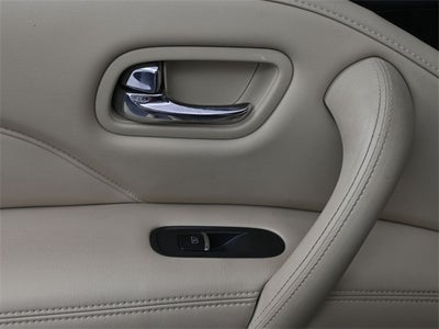 2022 INFINITI QX80 LUXE