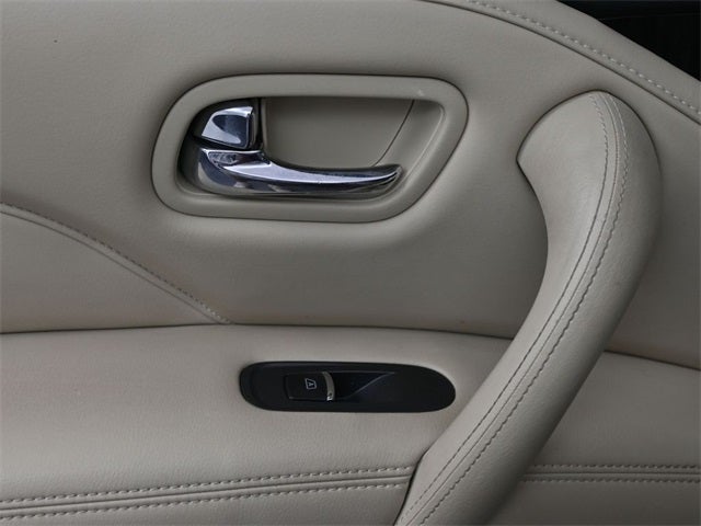 2022 INFINITI QX80 LUXE