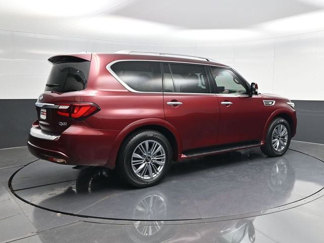 2022 INFINITI QX80 LUXE