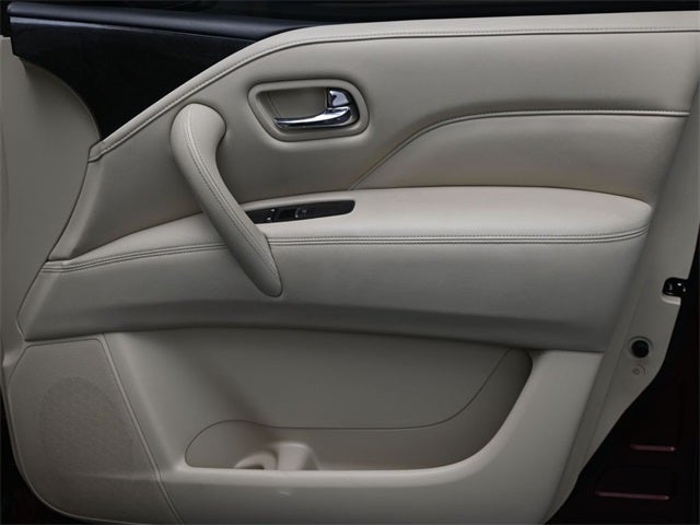 2022 INFINITI QX80 LUXE