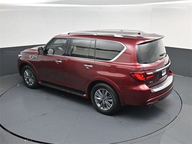 2022 INFINITI QX80 LUXE