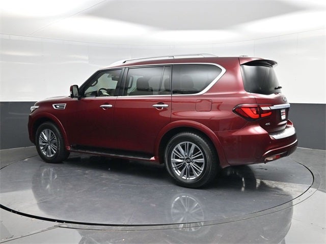 2022 INFINITI QX80 LUXE